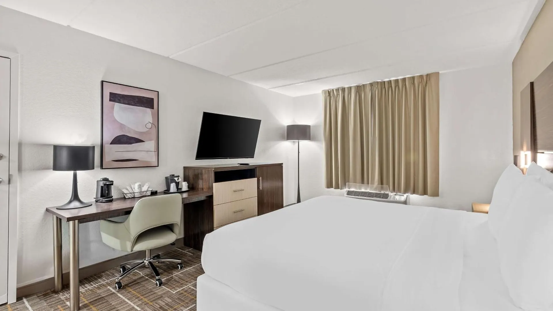 Sonesta Essential Orlando Hotel