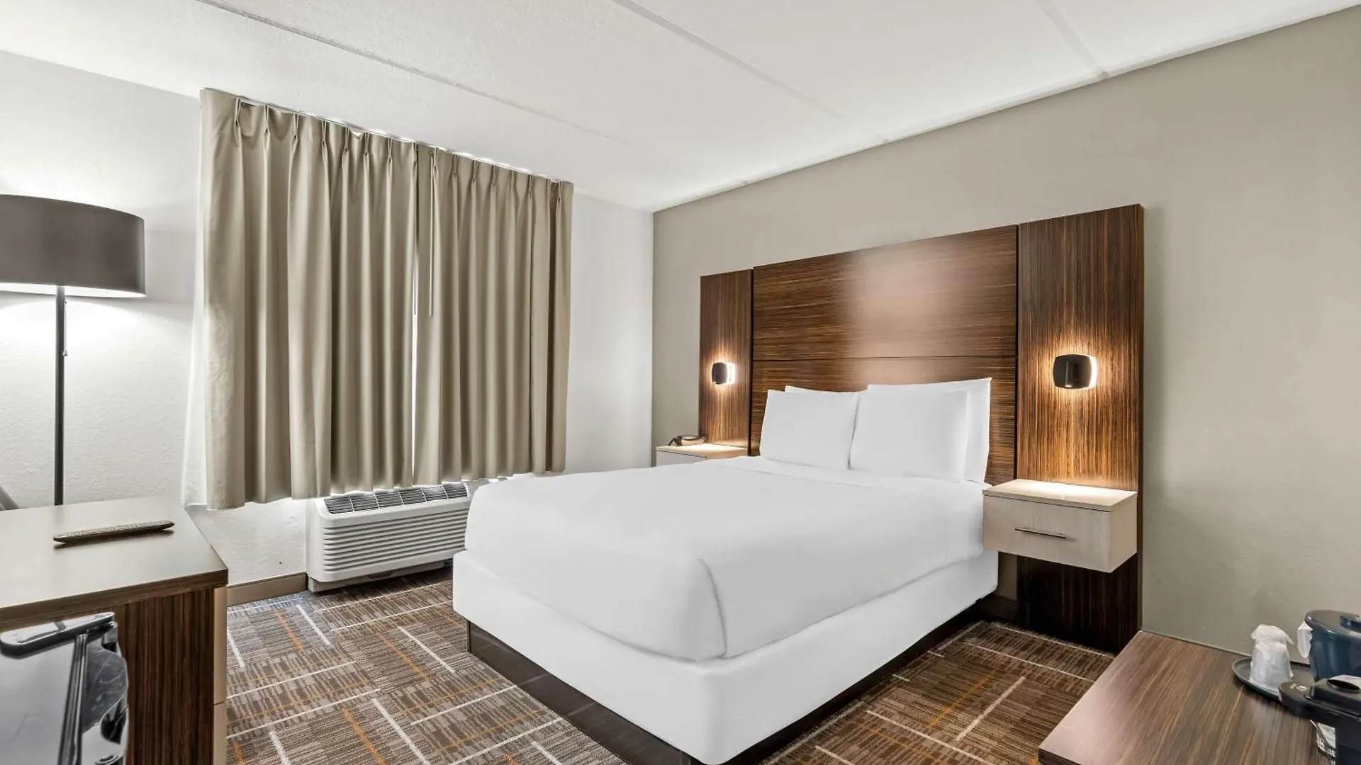 Sonesta Essential Orlando Hotel