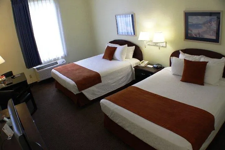 Sonesta Essential Orlando Hotel 3*,